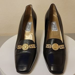 Gianni Versace Gold Medusa Pumps